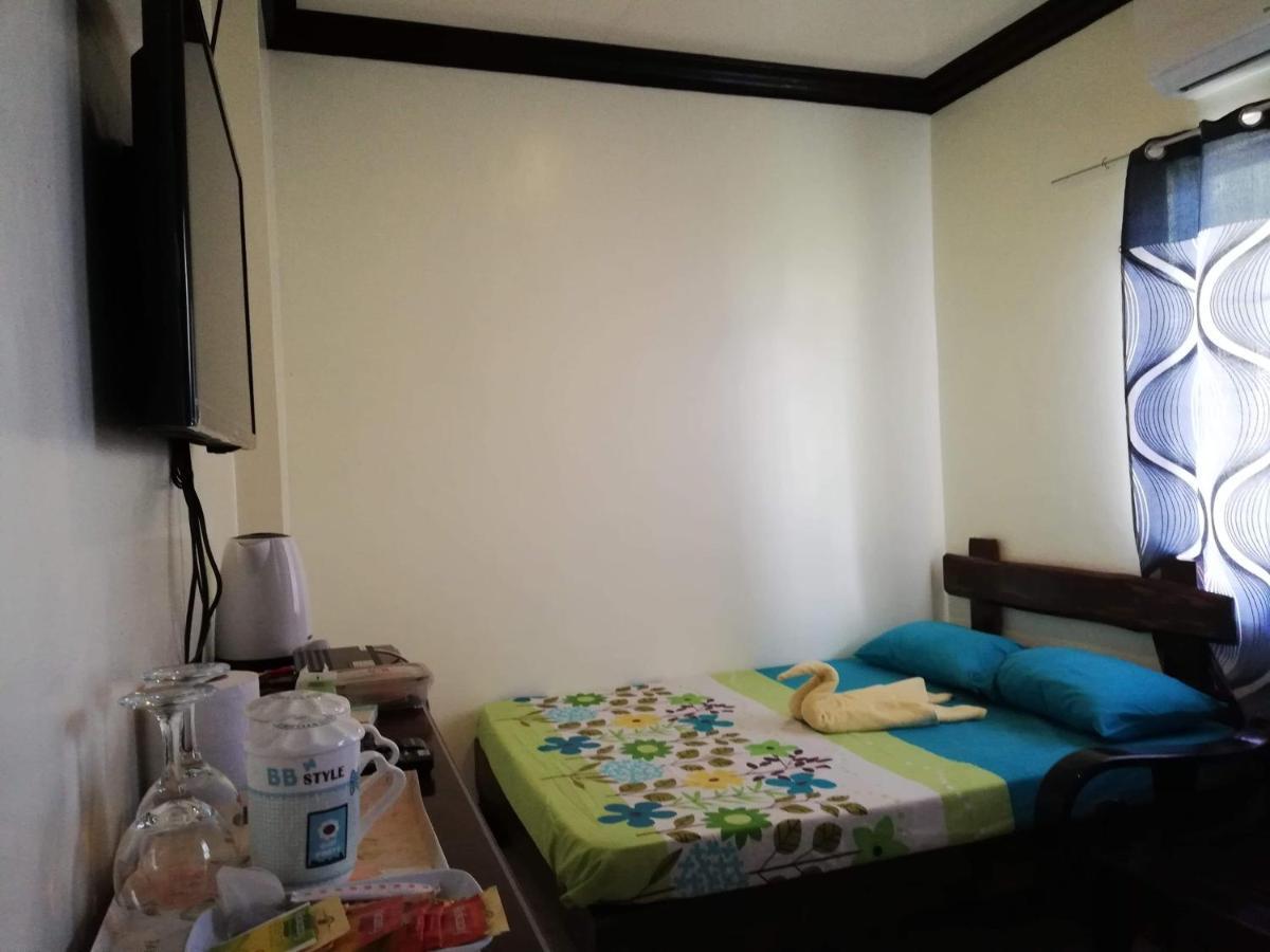 Balai Mariacaria Pension House Guindulman Екстер'єр фото