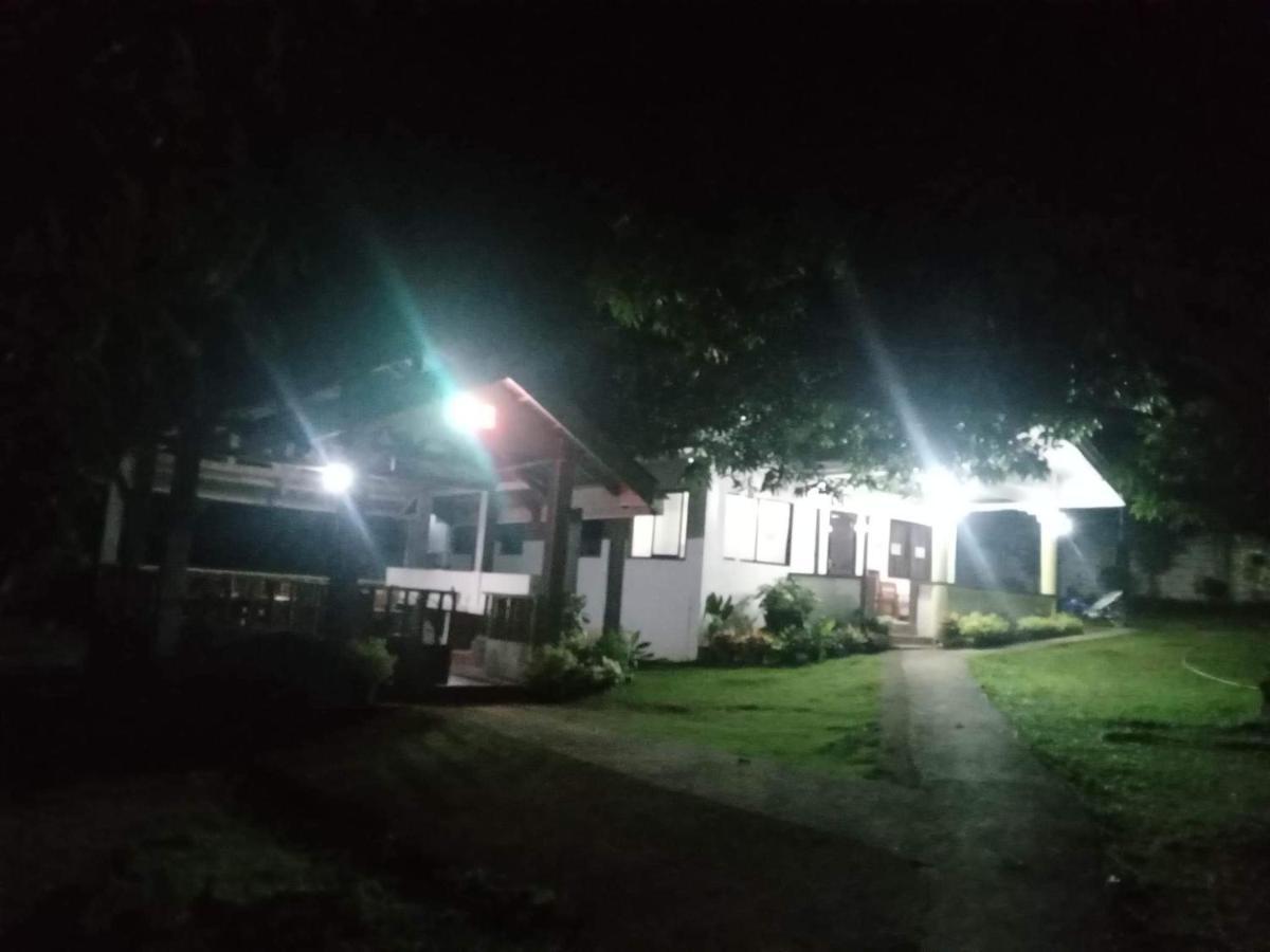 Balai Mariacaria Pension House Guindulman Екстер'єр фото