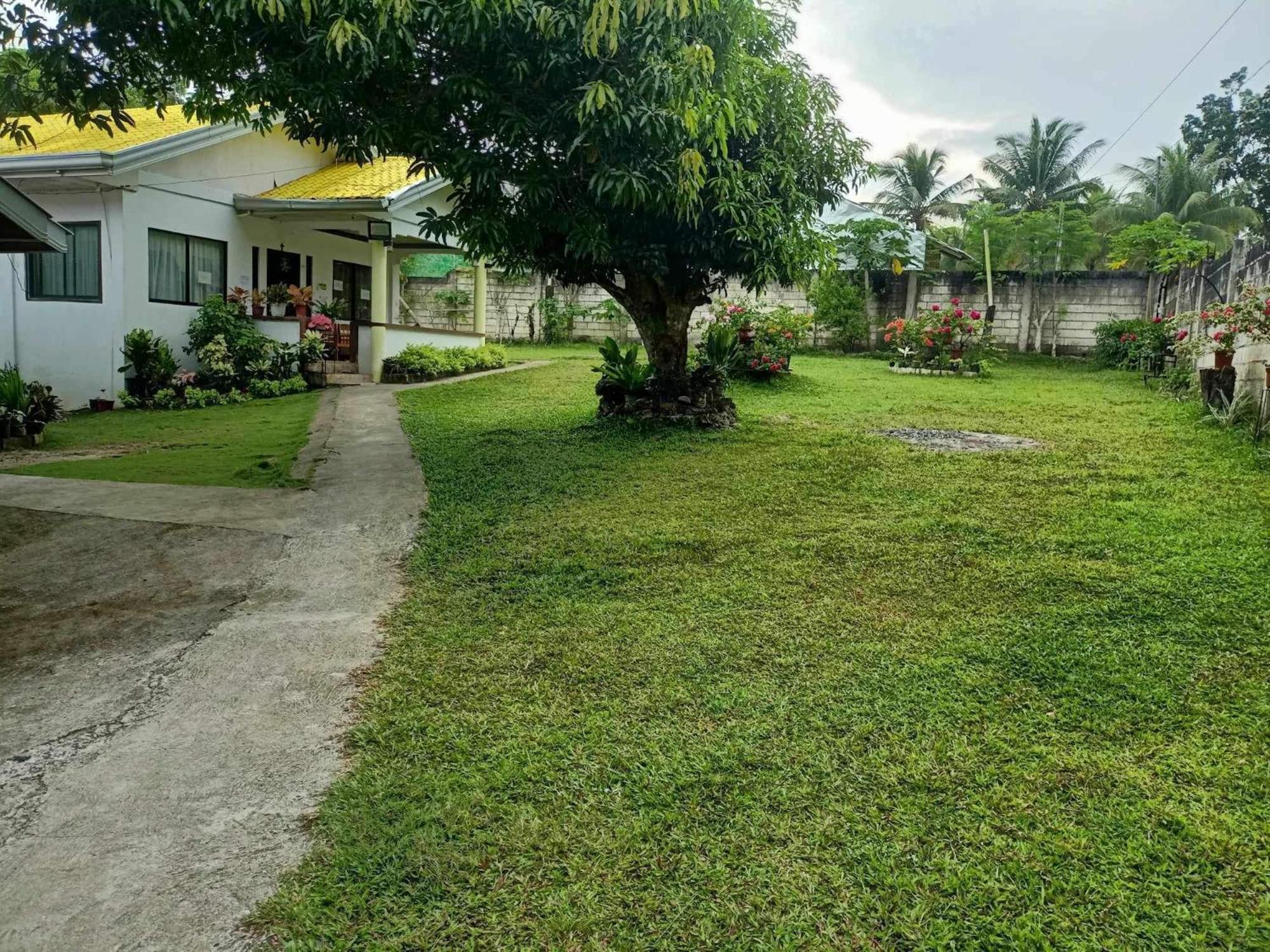 Balai Mariacaria Pension House Guindulman Екстер'єр фото