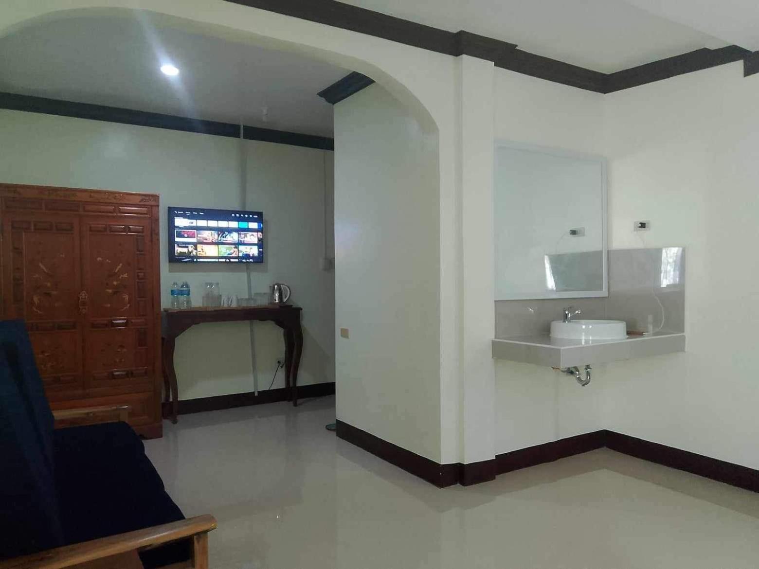 Balai Mariacaria Pension House Guindulman Екстер'єр фото